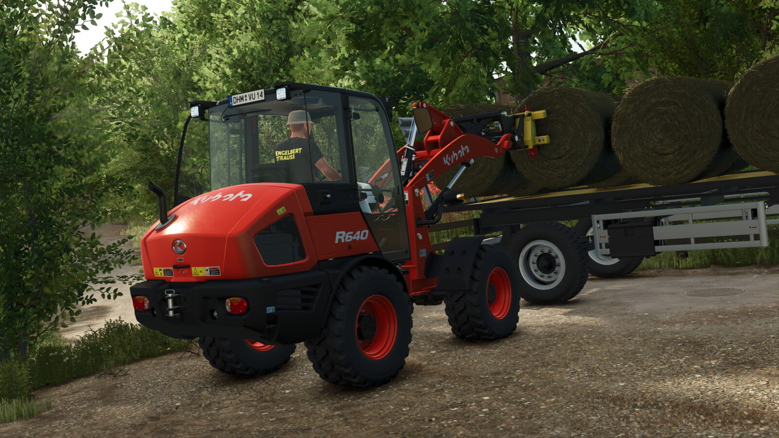 Kubota R640