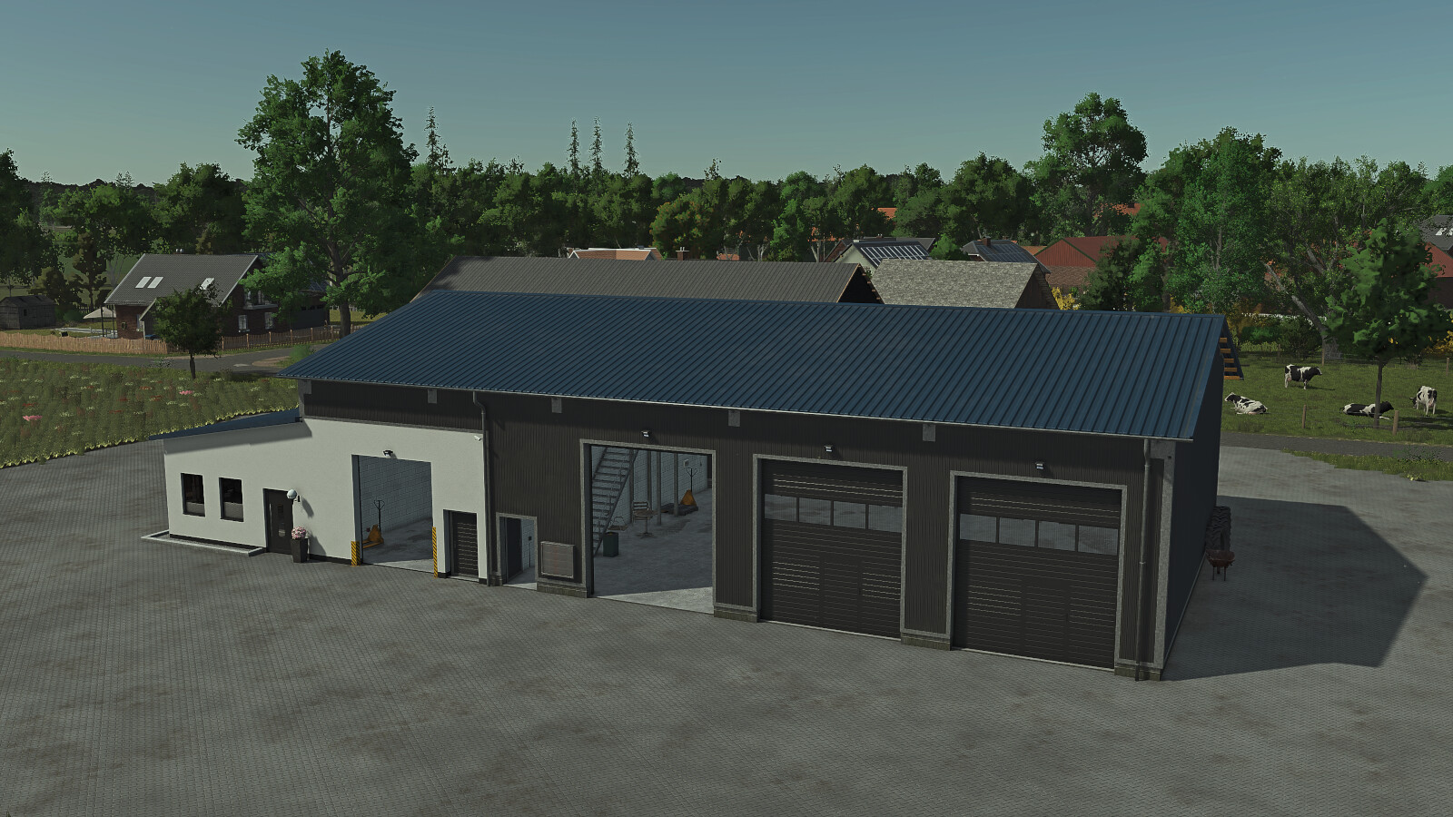 Industrialbuilding With Garage