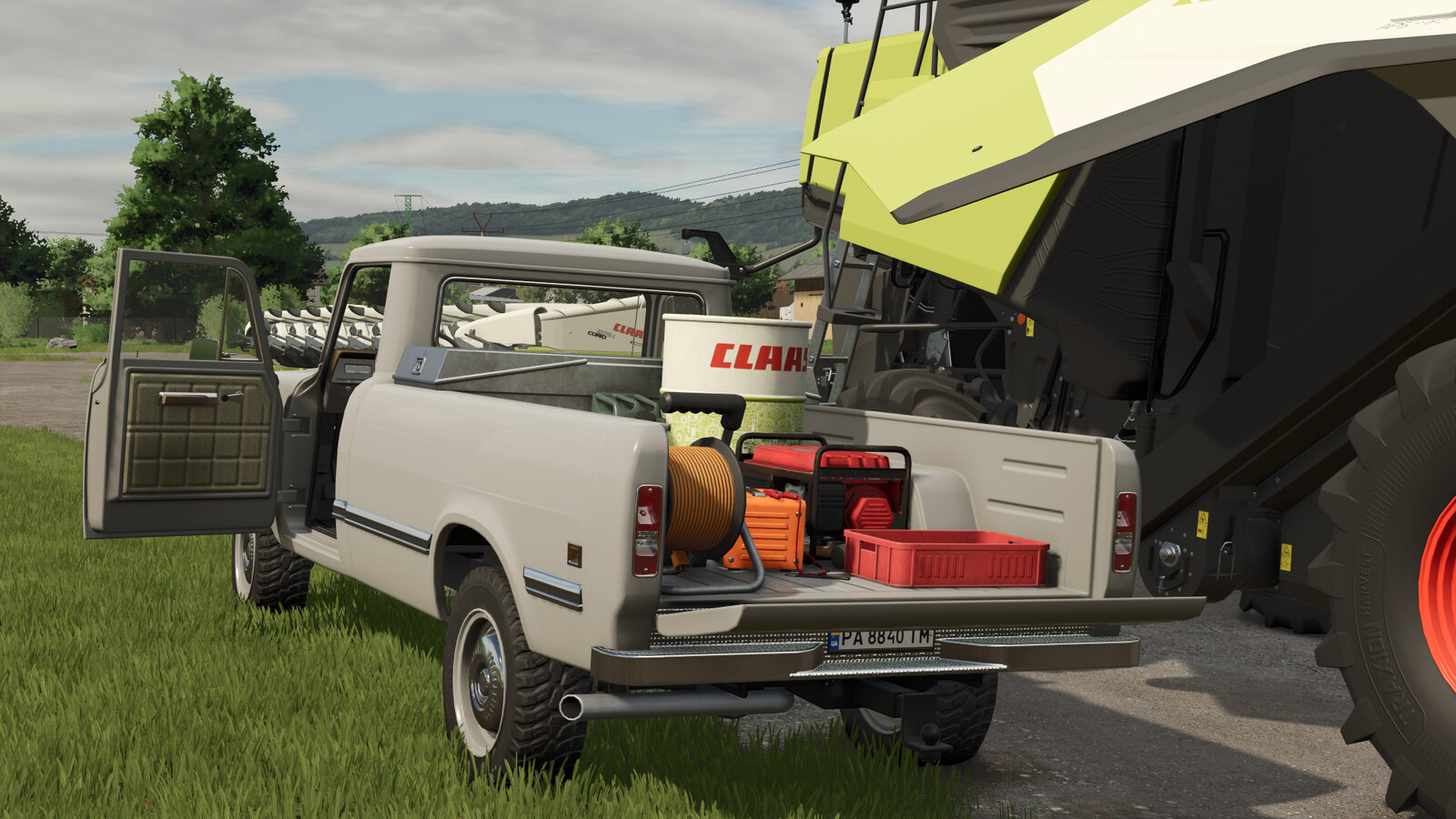 International Series 200 Service Pickup